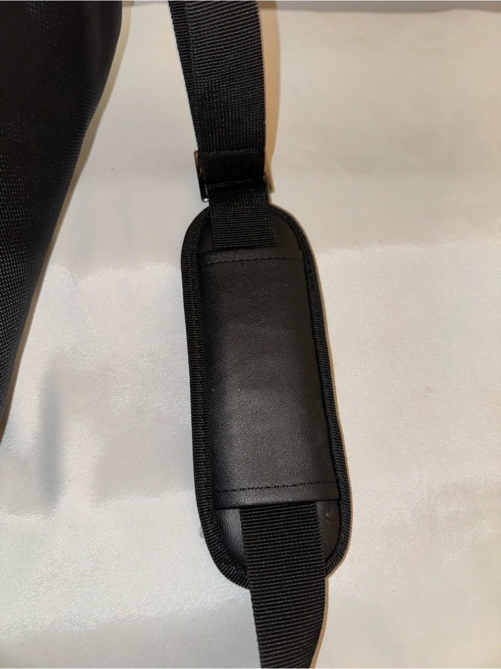 Kenneth Cole Reaction Black Laptop Briefcase with Shoulder Strap